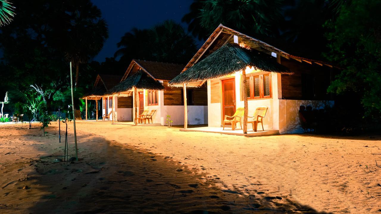 Ocean View Beach Resort - Калпітія Екстер'єр фото